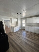 38-40 Converse St in Stafford, CT - Building Photo