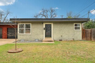 4302 Harmon Ave in Austin, TX - Building Photo