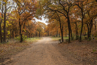 5566 Mitchell Saxon Rd in Fort Worth, TX - Building Photo - Building Photo