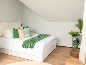 218 Sherman Ave in New Haven, CT - Foto de edificio - Building Photo