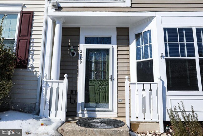 3953 Hartlake St in Woodbridge, VA - Building Photo - Building Photo