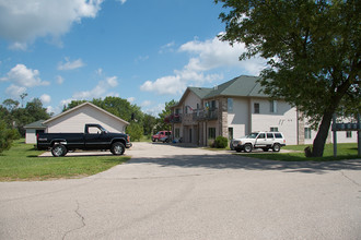 161 E Old Hwy 16 in Rio, WI - Building Photo - Building Photo