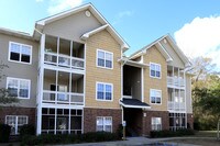 Churchill Apartments photo'