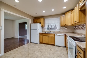 3900 Montevideo Dr in Dayton, OH - Building Photo - Building Photo