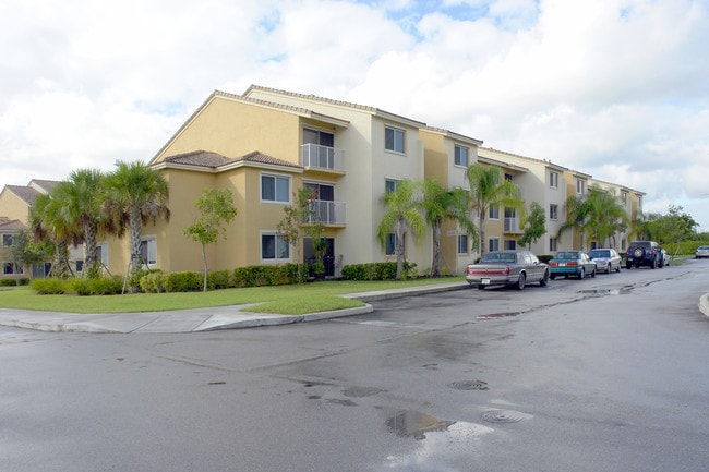 Ernie Martin Villas