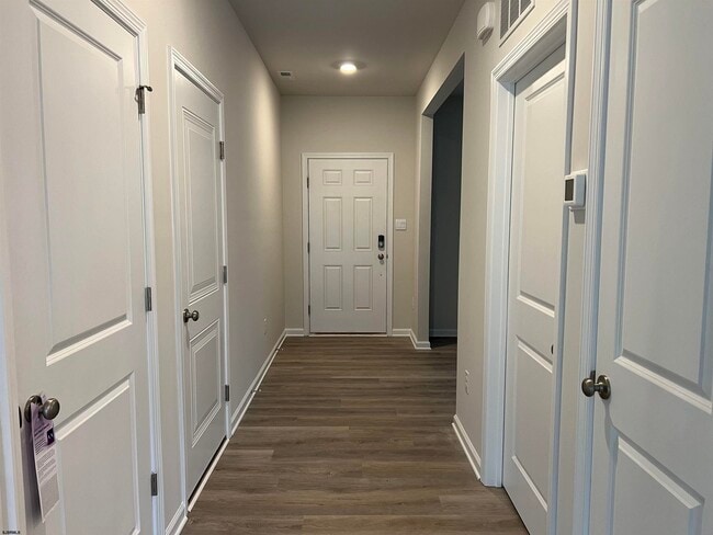 109 Malibu Dr in Egg Harbor Township, NJ - Building Photo - Building Photo