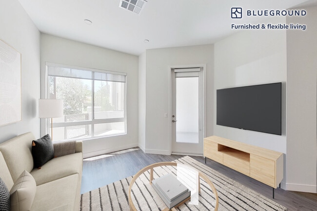185 S State College Blvd, Unit SI FL1-ID4344A in Brea, CA - Foto de edificio - Building Photo