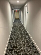 170 SE 14th St, Unit 1904 in Miami, FL - Building Photo - Building Photo