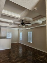 5002 Stowers Blvd in San Antonio, TX - Building Photo - Building Photo