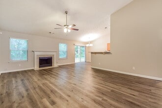 5324 Paddington Ln in Powder Springs, GA - Building Photo - Building Photo