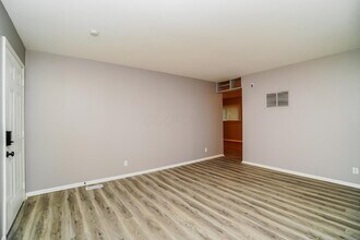 608 Palace Ln in Columbus, OH - Building Photo - Building Photo