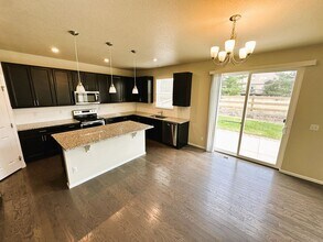 15962 E Otero Cir in Centennial, CO - Building Photo - Building Photo