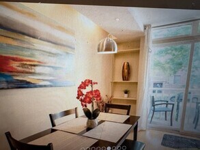 830 W Altgeld St, Unit #1f in Chicago, IL - Building Photo - Building Photo