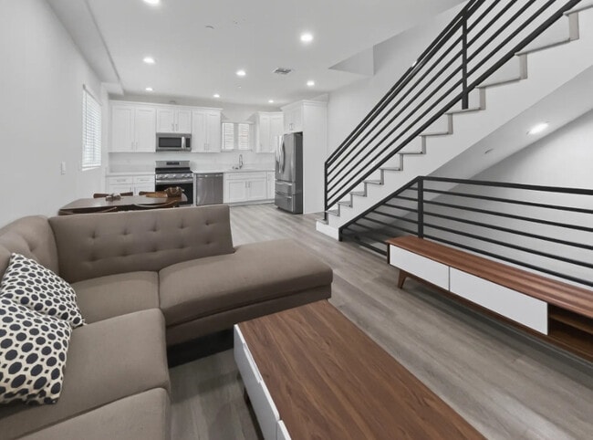 5401 Carlin St in Los Angeles, CA - Building Photo - Building Photo