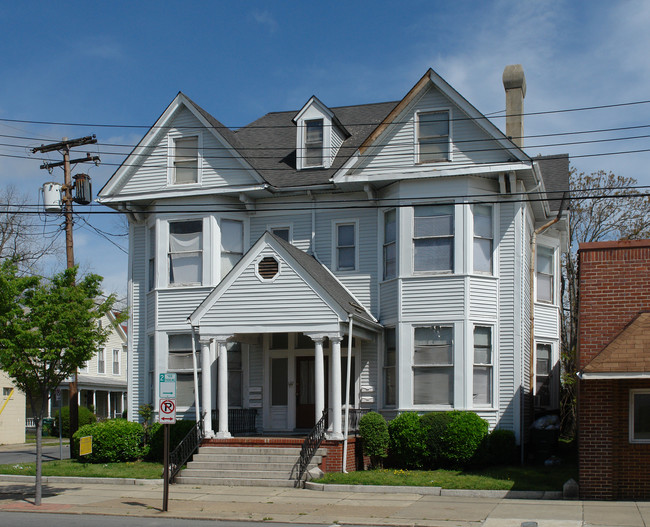 316-318 W Washington St in Suffolk, VA - Foto de edificio - Building Photo