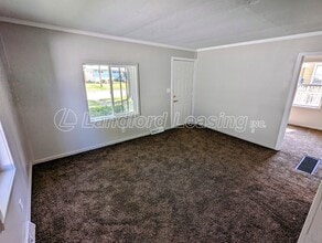 3502 Lowell Ave in Lorain, OH - Building Photo - Building Photo