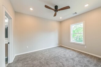4721 Mallow St in Houston, TX - Building Photo - Building Photo