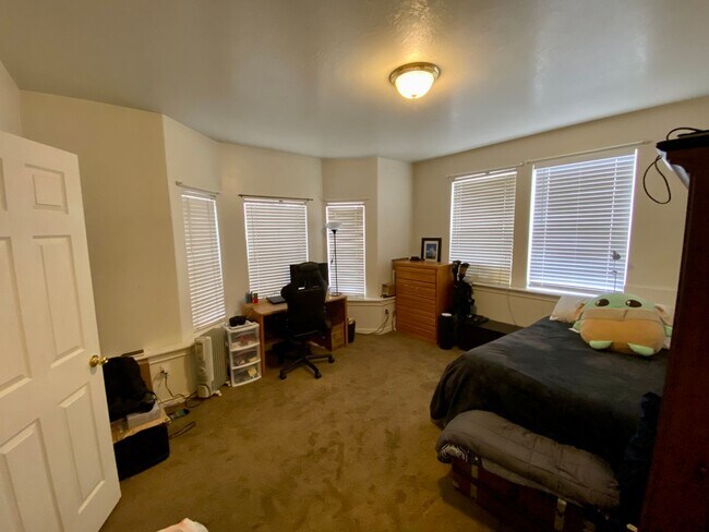 455 Belmont Pl-Unit -C in Provo, UT - Building Photo - Building Photo