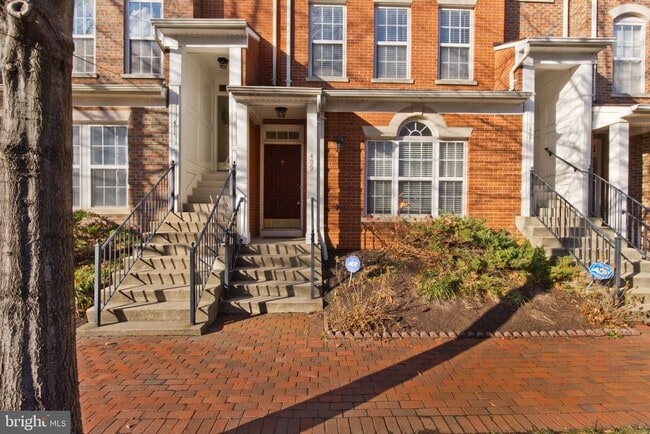 409 Cameron Station Blvd in Alexandria, VA - Building Photo - Building Photo