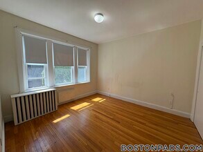 33 Lancaster Terrace in Brookline, MA - Building Photo - Building Photo