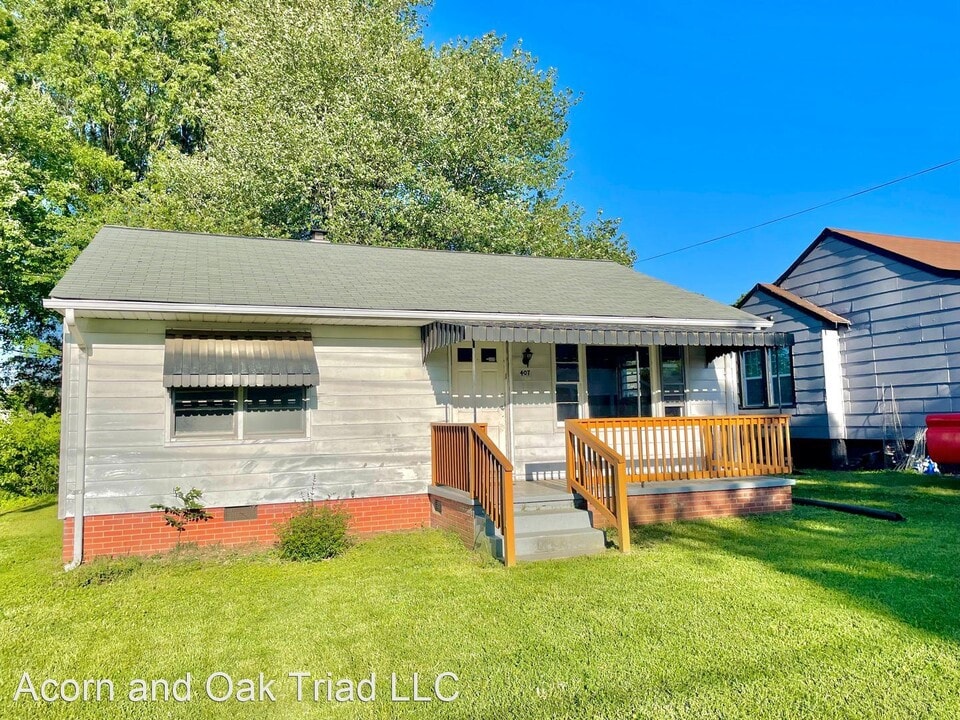 407 Academy St Photo