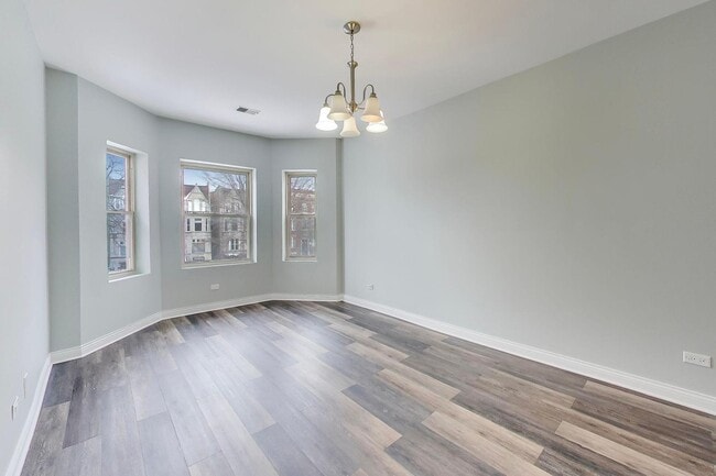 5938 S Indiana Ave in Chicago, IL - Building Photo - Building Photo