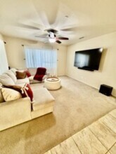 11751 Silver Birch Rd in Corona, CA - Building Photo - Building Photo