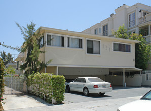 132 N Swall Dr in Los Angeles, CA - Foto de edificio - Building Photo