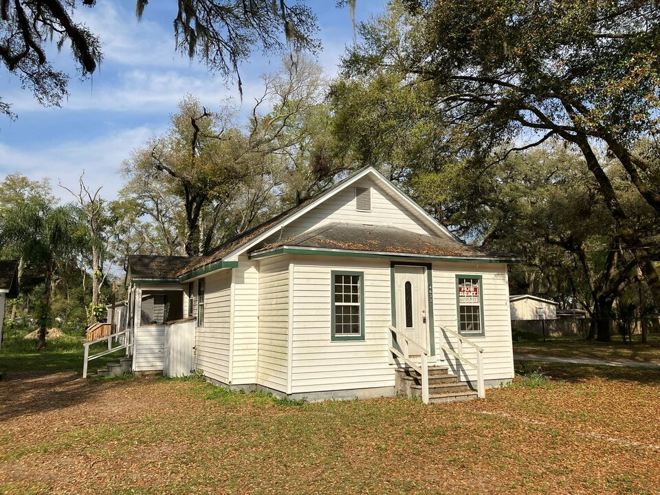 4633 Plum St in Zephyrhills, FL - Building Photo