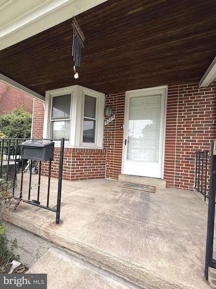 8324 Loch Raven Blvd in Towson, MD - Foto de edificio - Building Photo