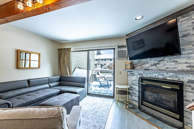 44 Lamoille View Ln