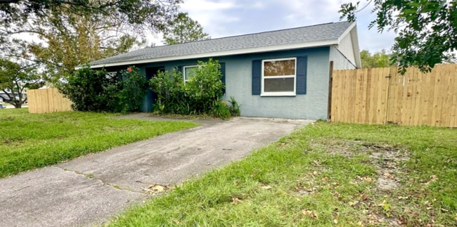 6475 Cedarbrook Dr in Pinellas Park, FL - Building Photo - Building Photo