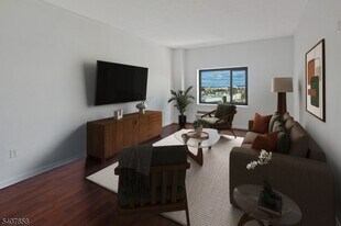 1 Carriage City Plz in Rahway, NJ - Building Photo