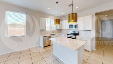 6597 E Via Arroyo Azul in Tucson, AZ - Building Photo - Building Photo