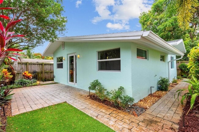 property at 1432 NE 1st Ave.