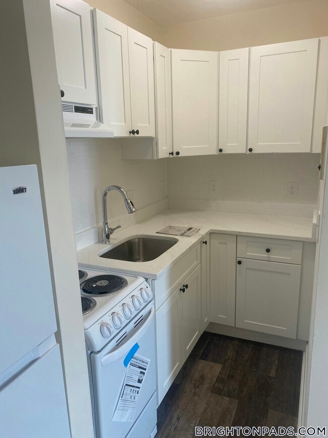 176 N Beacon St, Unit 22