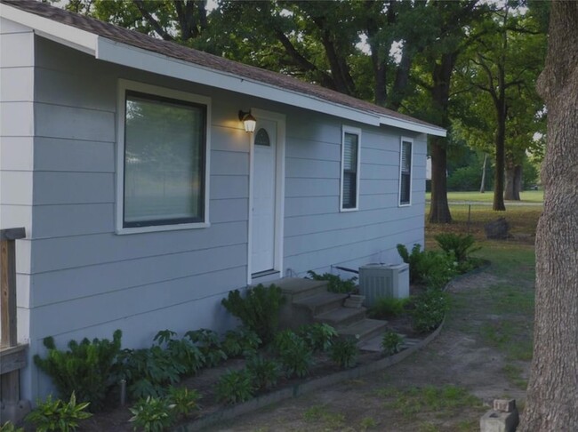 2007 Co Rd 2246, Unit 00204 in Greenville, TX - Building Photo - Building Photo