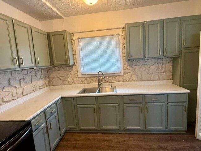 25 N Colorado Ave in Indianapolis, IN - Building Photo - Building Photo