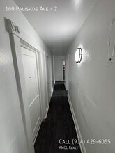 160 Palisade Ave in Yonkers, NY - Building Photo - Building Photo