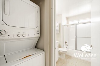 4527 35th St, Unit A in San Diego, CA - Foto de edificio - Building Photo