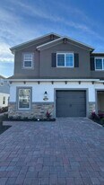2782 Narcoossee Cmns Wy in St. Cloud, FL - Building Photo