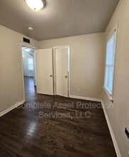 110 N Lake Park Ave in Hobart, IN - Building Photo - Building Photo
