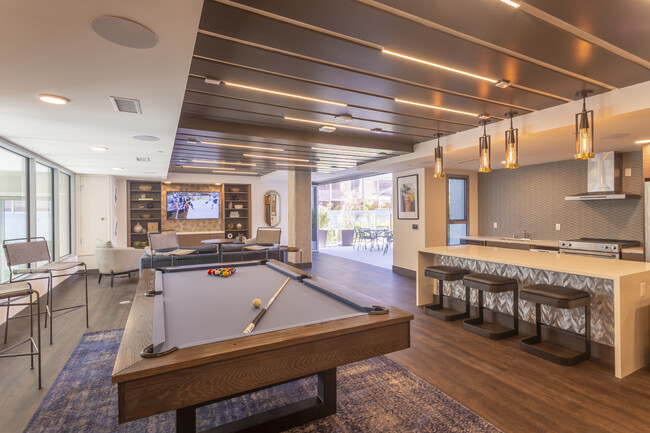 Strauss on Fifth in San Diego, CA - Building Photo - Interior Photo