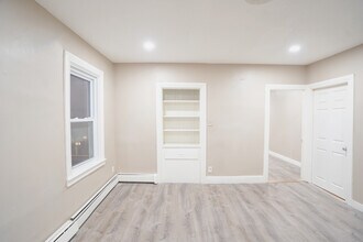 188 Stanwood St, Unit 2 in Providence, RI - Building Photo - Building Photo