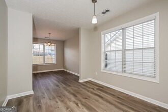 2252 Sugarleaf Trl in Hampton, GA - Building Photo - Building Photo