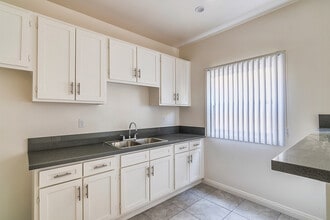 420 Coronado St in Los Angeles, CA - Foto de edificio - Interior Photo