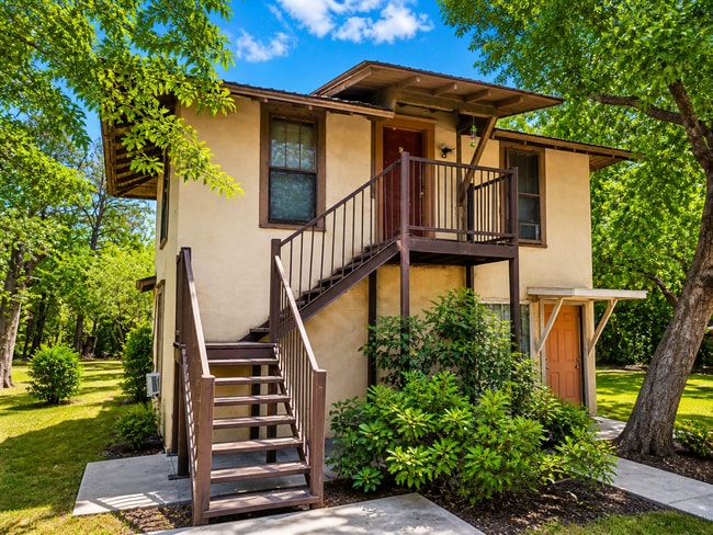 1707 Austin Ave