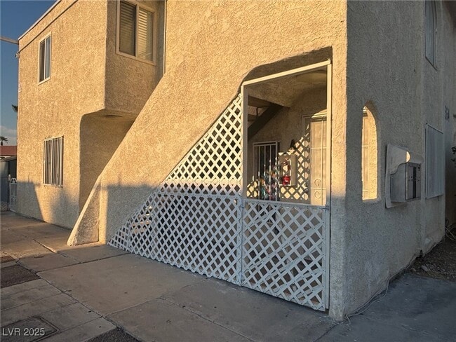 1364 Pattee Cir in Las Vegas, NV - Foto de edificio - Building Photo
