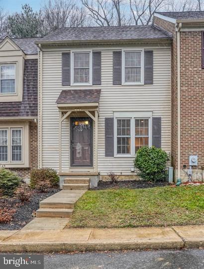 property at 807 Stockbridge Dr