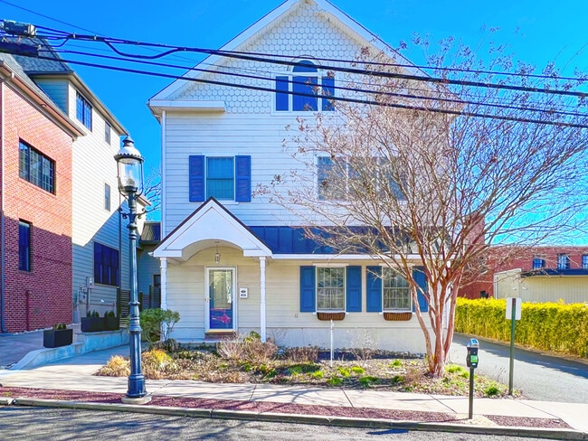 83 S Hamilton St, Unit 83A S Hamilton